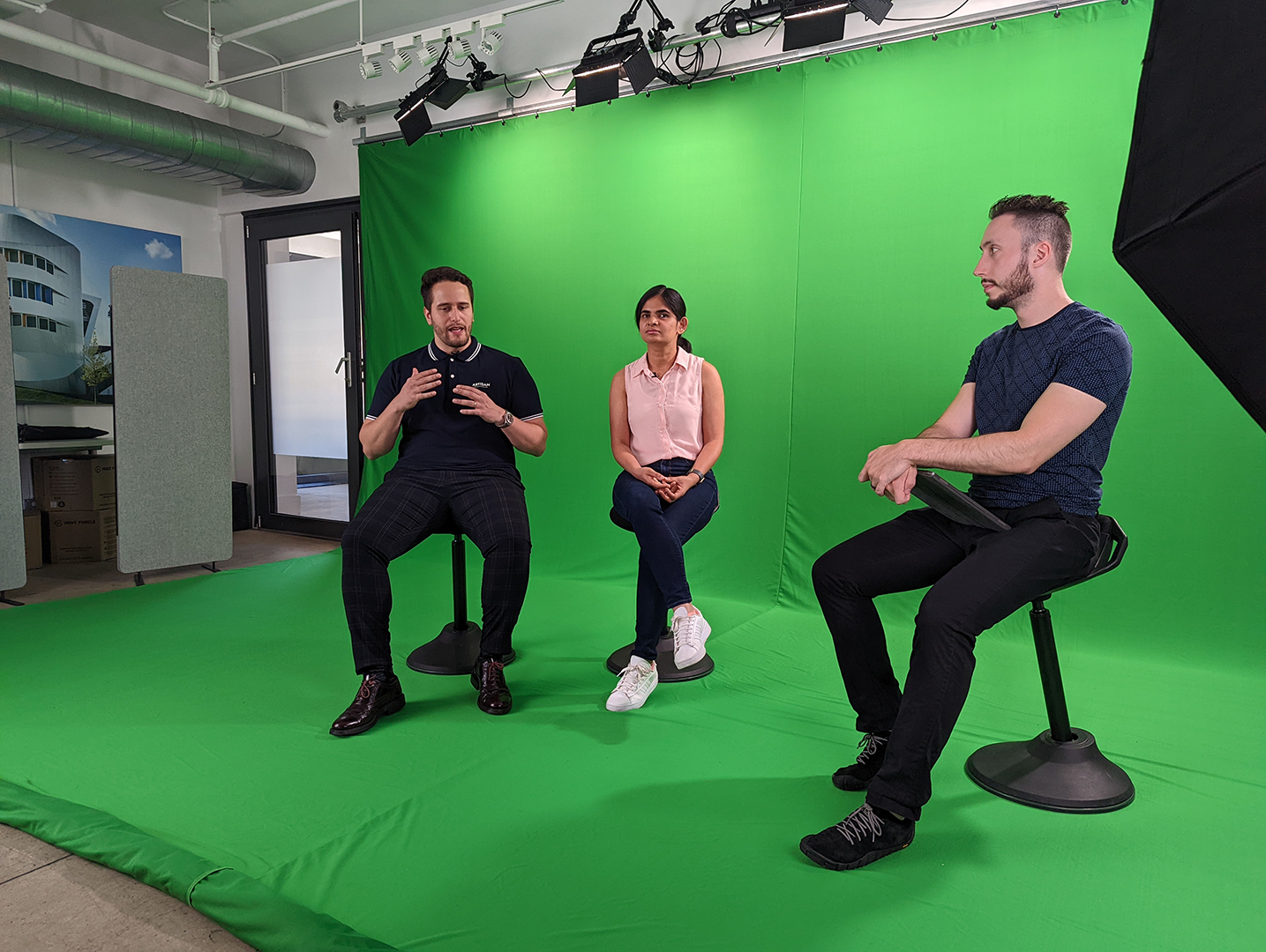 Second iteration of the greenscreen studio